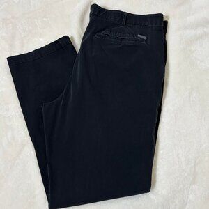 Men's Gently Used Black Flat Front Dress Pants by Izod